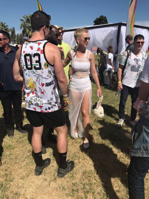 Katy Perry Stills at Her Easter Sunday Coachella Brunch in Thermal 1