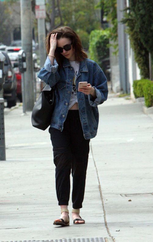 Lily Collins Shopping Out in Beverly Hills 2