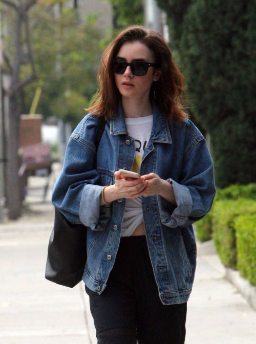 Lily Collins Shopping Out in Beverly Hills 6