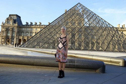 Michelle Williams Stills at Louis Vuitton Dinner Party in Paris 4