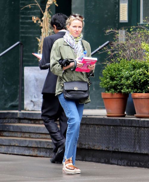 Naomi Watts Stills Out and About in New York 4