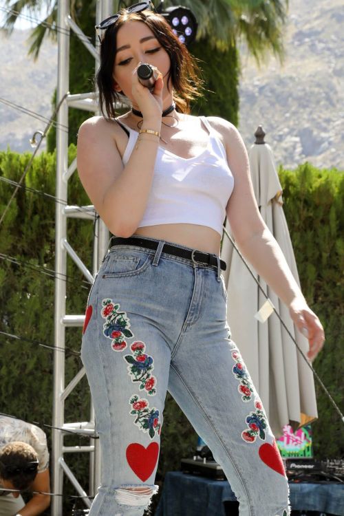 Noah Cyrus Performs at Lucky Lounge Desert Jam in Palm Springs 15