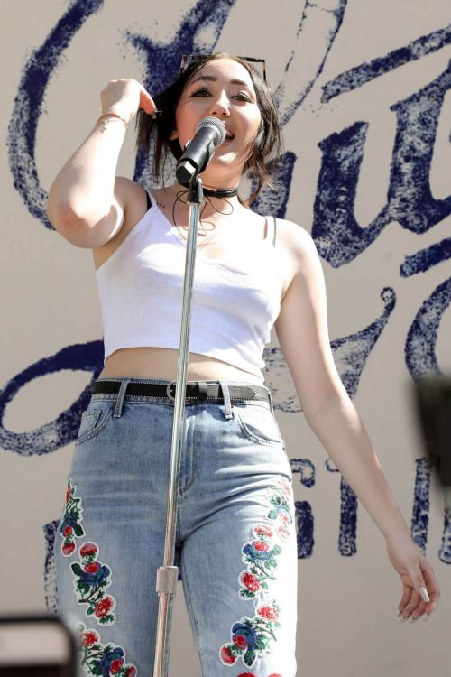 Noah Cyrus Performs at Lucky Lounge Desert Jam in Palm Springs 17