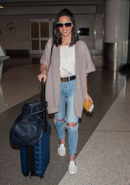 Olivia Munn Stills at Los Angeles International Airport 2