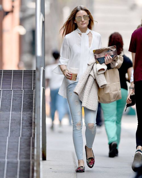 Olivia Palermo Stills in Ripped Jeans Out in New York 8