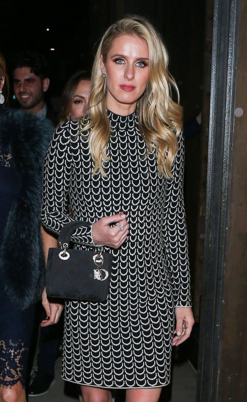 Paris Hilton and Nicky Hilton at Tao Beauty & Essex in Hollywood 1