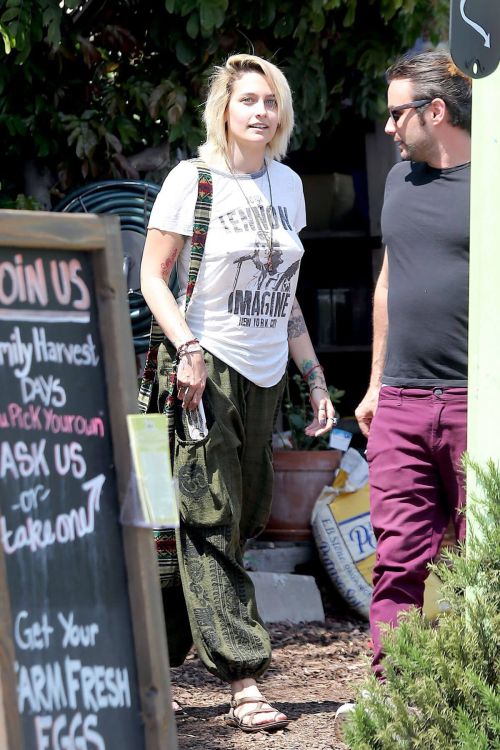 Paris Jackson Stills Out and About in Venice Beach 2