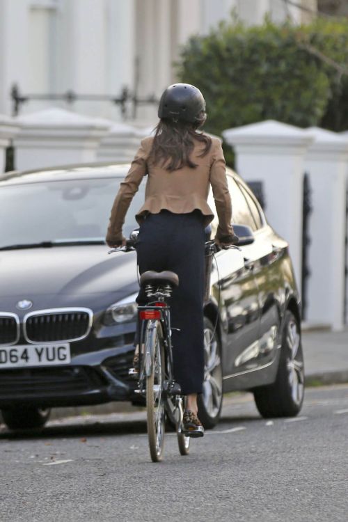 Pippa Middleton Stills Out Riding Her Bike in London 2