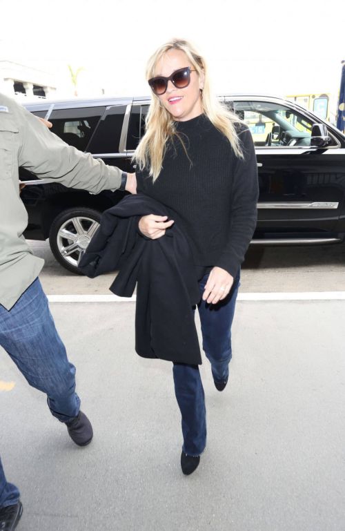 Reese Witherspoon Stills at LAX Airport in Los Angeles 5