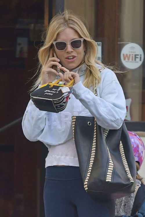 Sienna Miller Stills Out and About in New York 1