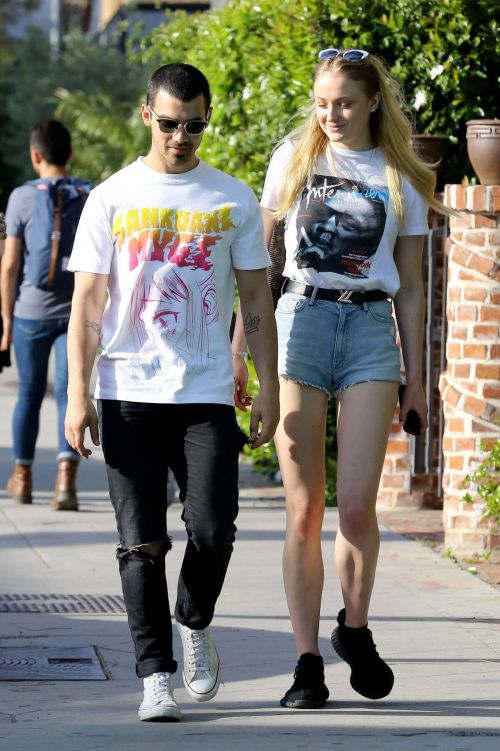 Sophie Turner and Joe Jonas Stills Out in West Hollywood 4