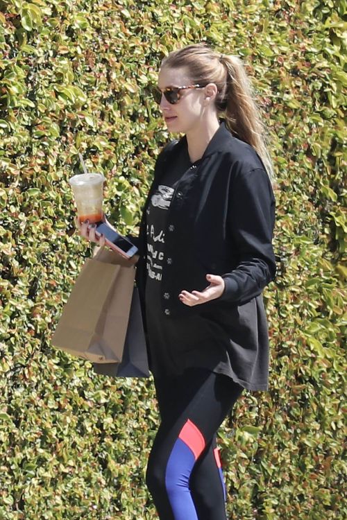 Whitney Port Stills Out and About in Venice Beach