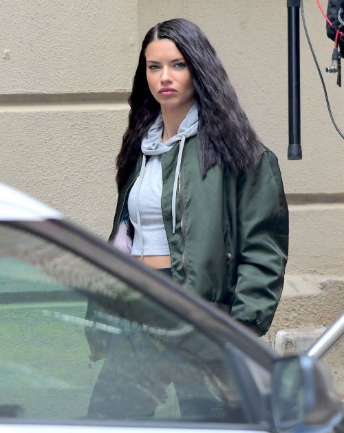 Adriana Lima Leaves a Gym in New York 5