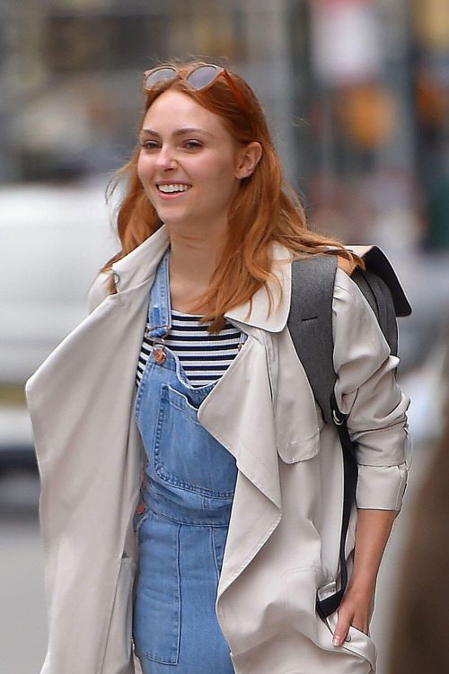 AnnaSophia Robb Out and About in New York 7