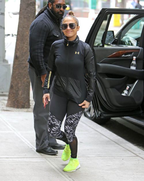 Jennifer Lopez Arrives at a Gym in New York 3