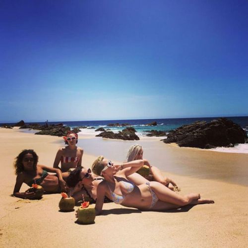 Katy Perry with Friends in Bikinis on Vacation in Cabo San Lucas, May 2017 Instagram Pictures 4