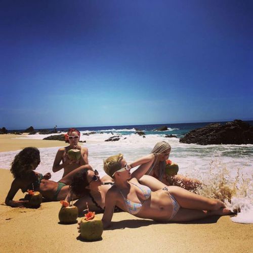 Katy Perry with Friends in Bikinis on Vacation in Cabo San Lucas, May 2017 Instagram Pictures 6