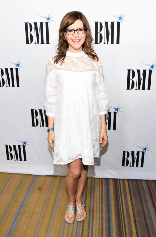 Lisa Loeb at 2017 BMI Film, TV & Visual Media Awards in Beverly Hills 5