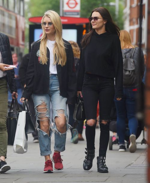 Lottie Moss Shopping on Kings Road in London 2