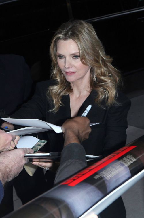 Michelle Pfeiffer Leaves Museum of Modern Art in New York 8