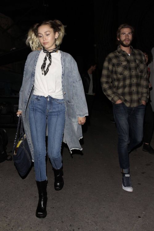 Miley Cyrus Stills Night Out in Los Angeles 3