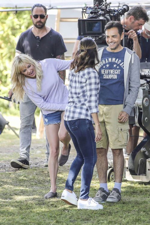 Anna Faris on the Set of Overboard in Vancouver 12