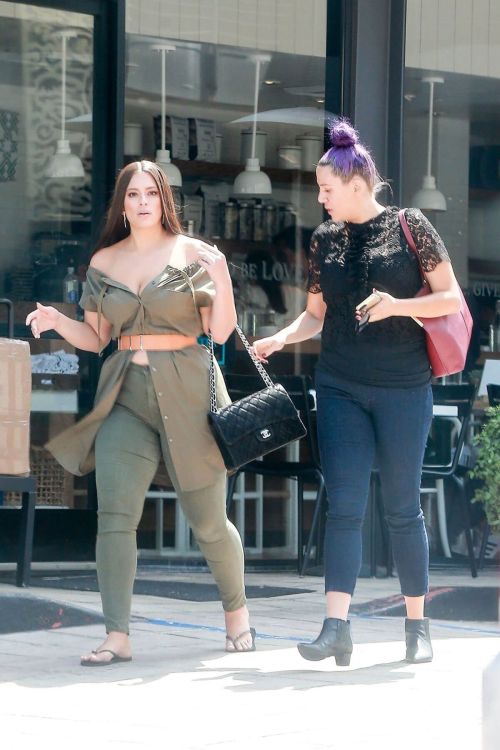 Ashley Graham at Cafe Gratitude in Los Angeles 1