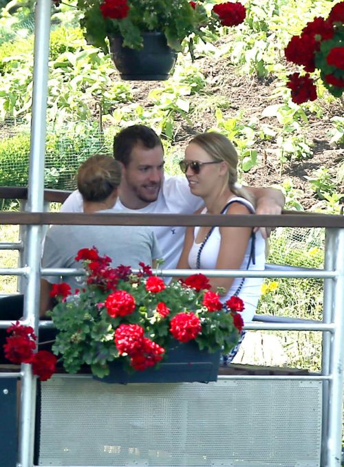 Caroline Wozniacki and David Lee Out for Lunch at Chalet Des Iles in Paris 10