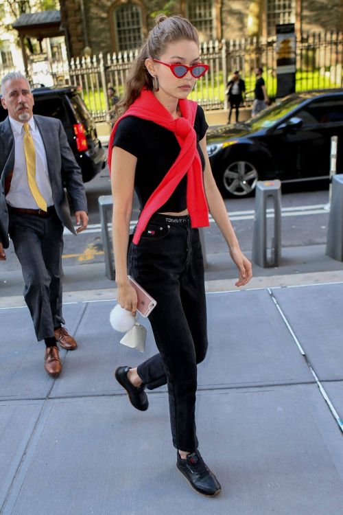 Gigi Hadid Arrives at Nobu in New York 5