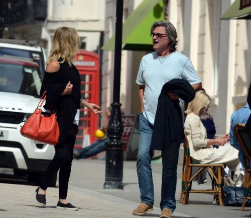 Goldie Hawn and Kurt Russell Out and About in London 5