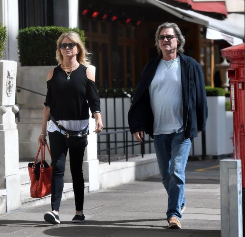 Goldie Hawn and Kurt Russell Out and About in London 7