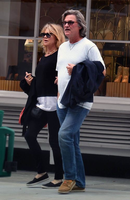 Goldie Hawn and Kurt Russell Out and About in London 8