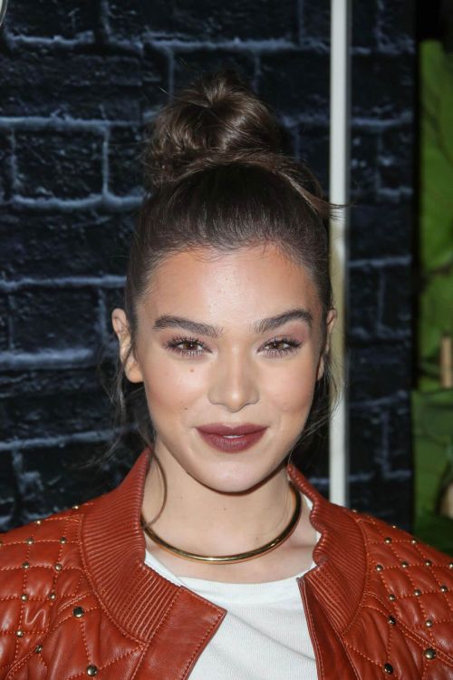 Hailee Steinfeld at Prive Revaux Launch in Los Angeles 10