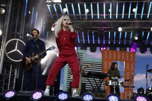 Hayley Williams Performs at Jimmy Kimmel Live 5