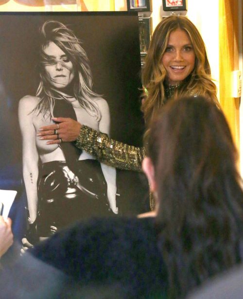 Heidi Klum at Her Book Signing at Bookmarc in New York 14