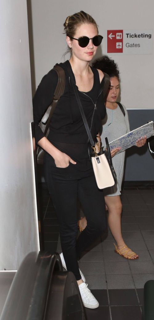 Kate Upton at Los Angeles International Airport