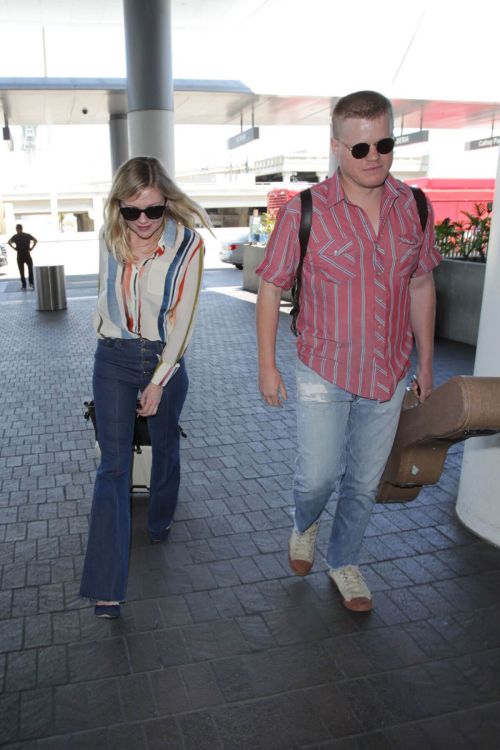 Kirsten Dunst at LAX Airport in Los Angeles 7