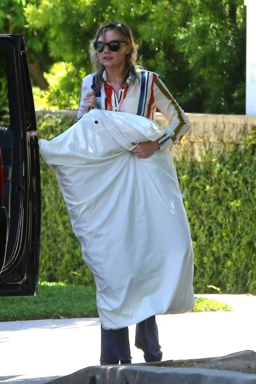 Kirsten Dunst Leaves Her Home in Los Angeles 6