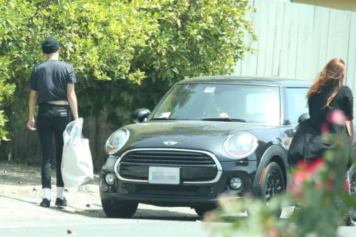 Kristen Stewart Out and About in Los Angeles 1