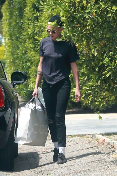 Kristen Stewart Out and About in Los Angeles 9