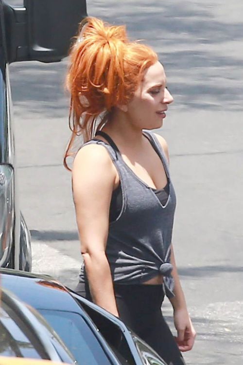 Lady Gaga on the Set of A Star is Born in Silver Lake 6