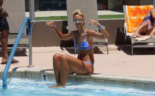 Lady Victoria Hervey in Bikini at a Pool in Palm Springs 13