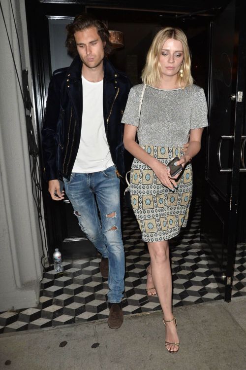 Mischa Barton Leaves Craig