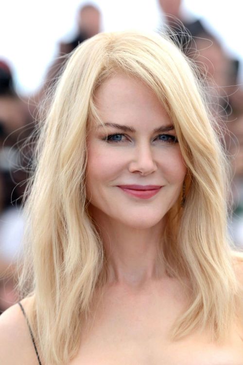 Nicole Kidman at The Killing of a Sacred Deer Photocll at 2017 Cannes Film Festival 5