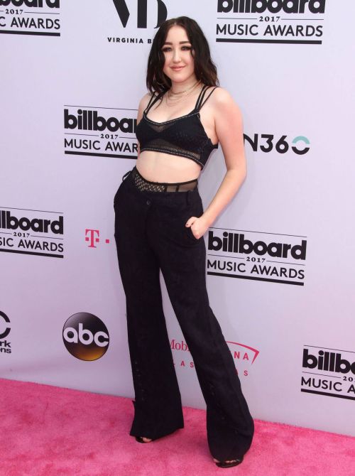 Noah Cyrus at Billboard Music Awards 2017 in Las Vegas 4