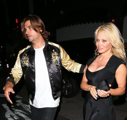 Pamela Anderson Leaves Avenue Nightclub in Los Angeles 1