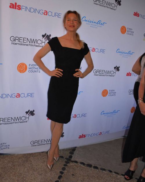 Renee Zellweger at Changemaker Honoree Gala in Connecticut 1