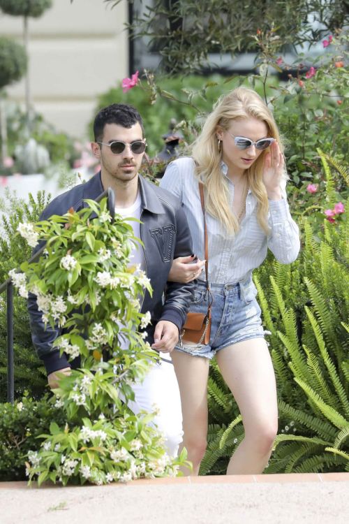 Sophie Turner and Joe Jonas Out in Cannes 11