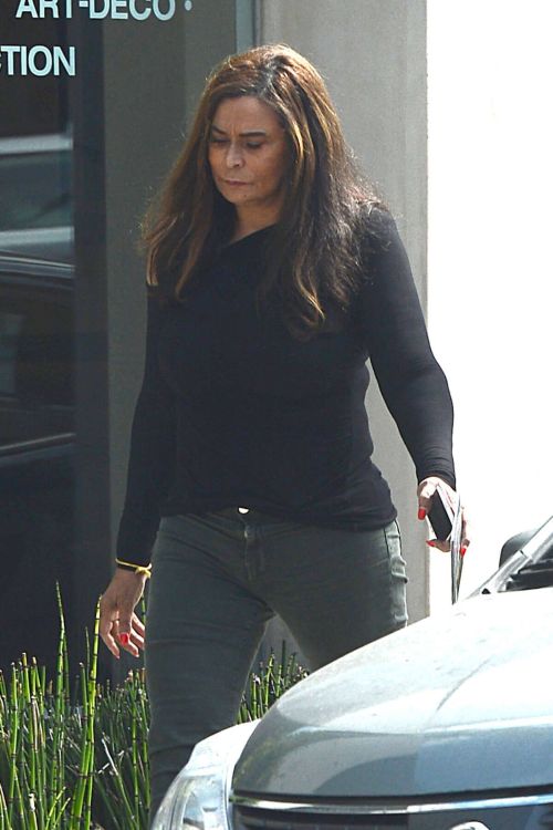 Tina Knowles Out Shopping in Beverly Hills 4