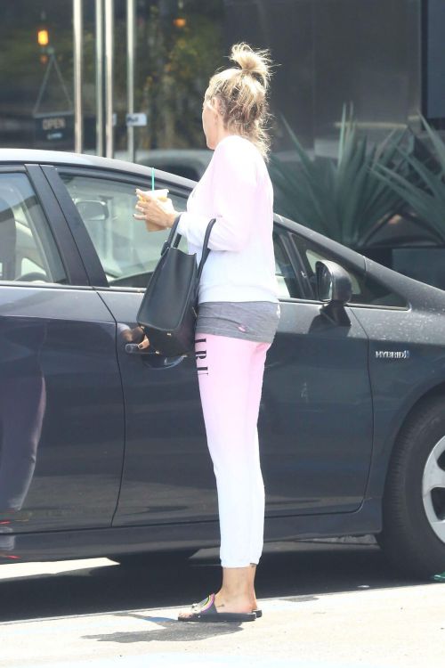 TISH CYRUS Out and About in Van Nuys 1